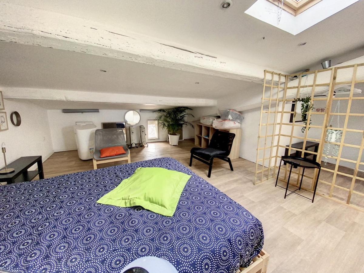 Grand St Pierre Studio Mansarde Atypique Climatise Sète Exterior foto